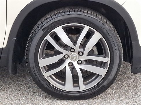 Used 2016 Honda Pilot Touring image 8