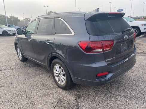 Used 2019 Kia Sorento LX w/ LX Convenience Package image 5