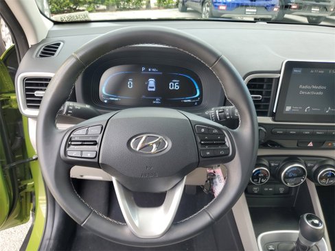 Certified 2023 Hyundai Venue SEL image 15