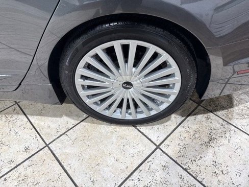 Used 2017 Lincoln MKZ Reserve w/ Technology Package image 8