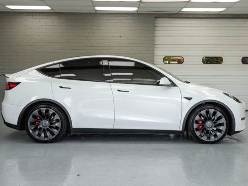 Used 2020 Tesla Model Y Performance image 5
