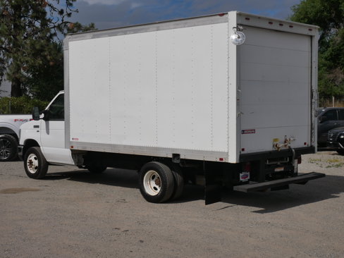 Used 2016 Ford E-350 and Econoline 350 Super Duty w/ Power Windows & Locks Group image 12