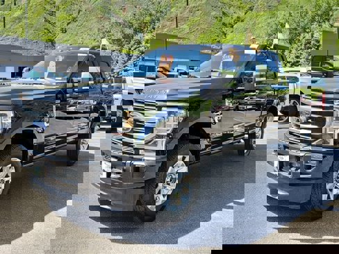 Certified 2022 Ford F350 Platinum image 5