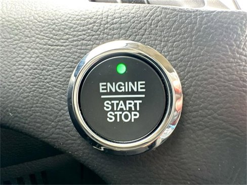 Used 2021 Ford Edge SEL w/ Convenience Package image 19
