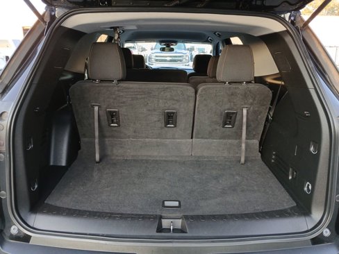 Used 2020 Chevrolet Traverse LS image 27