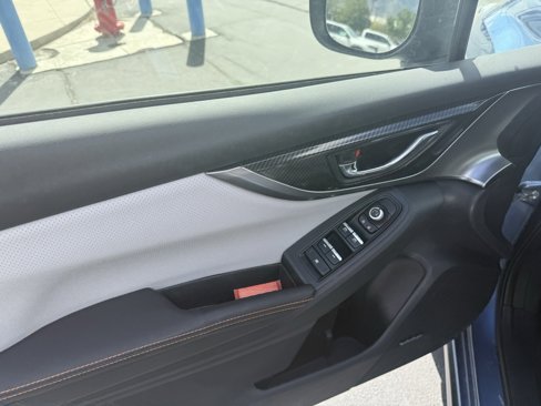 Used 2018 Subaru Crosstrek 2.0i Limited w/ Popular Package #2 image 9