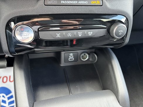 New 2025 Ford Escape ST-Line w/ Tech Pack #1 image 21
