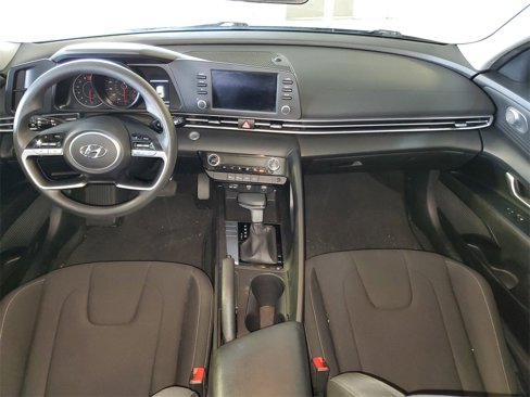 Certified 2023 Hyundai Elantra SEL w/ Preferred Accessory Package image 11