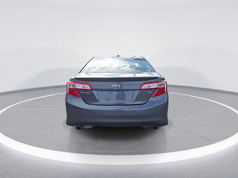 Used 2012 Toyota Camry SE image 8
