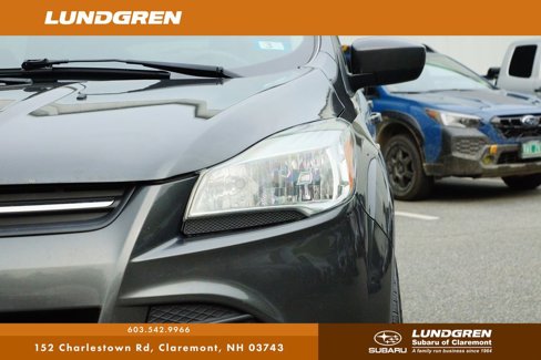 Used 2016 Ford Escape SE w/ Equipment Group 201A image 12
