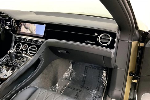 New 2024 Bentley Continental GT V8 image 13