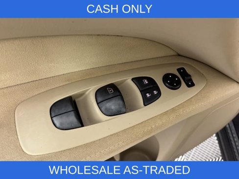 Used 2014 Nissan Pathfinder S image 27