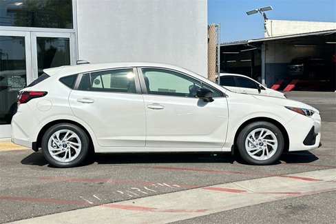 New 2025 Subaru Impreza 2.0i image 3
