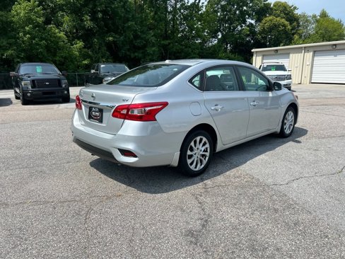 Used 2019 Nissan Sentra SV image 6