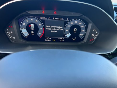 New 2025 Audi Q3 2.0T Premium image 11