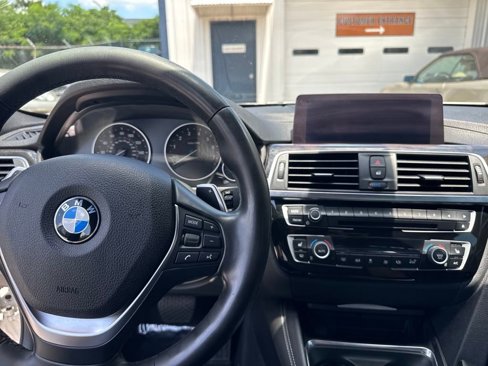 Used 2018 BMW 340i Sedan image 17