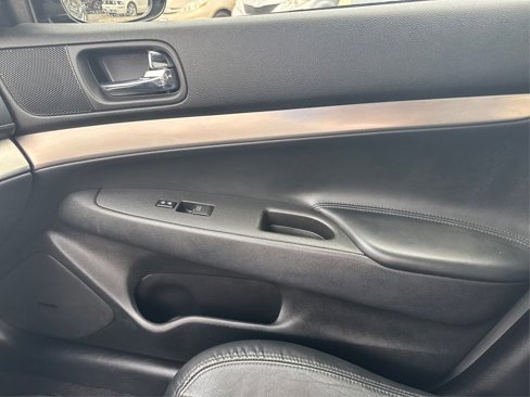 Used 2012 INFINITI G37 x w/ Premium Pkg image 25