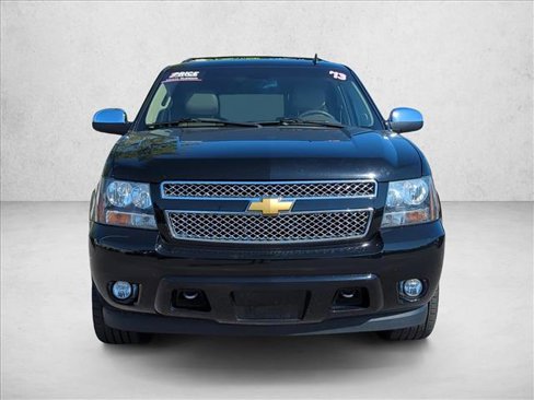 Used 2013 Chevrolet Tahoe LTZ image 2