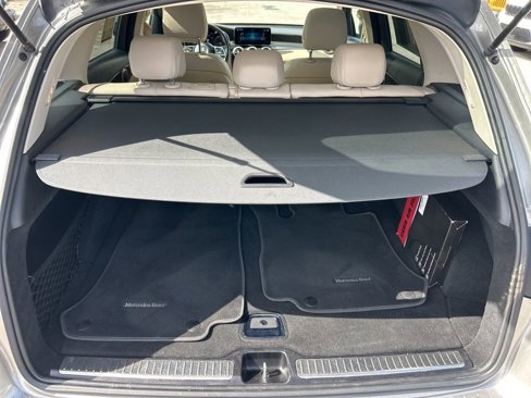 Used 2021 Mercedes-Benz GLC 300 image 27