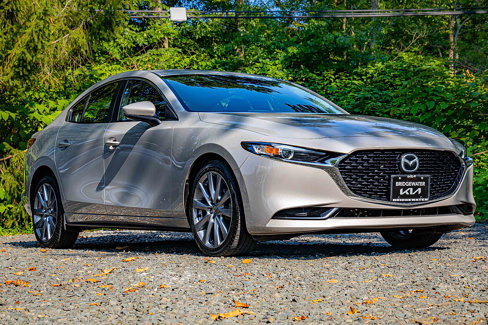 Used 2022 MAZDA MAZDA3 s image 19