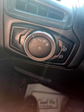 Used 2012 Ford Focus SE w/ SE Sport Pkg image 26