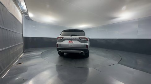 Used 2020 Ford Escape SEL image 4