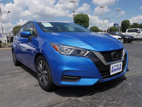 Used 2021 Nissan Versa SV image 1