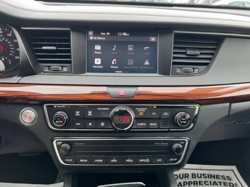 Used 2017 Kia Cadenza Premium image 17