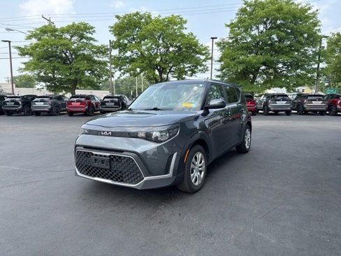 Used 2023 Kia Soul LX image 5