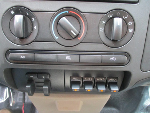 Used 2009 Ford F250 XL image 35