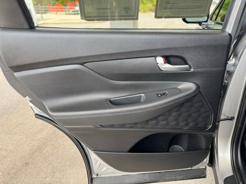 Used 2023 Hyundai Santa Fe SEL image 38
