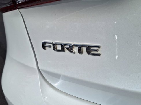 Used 2018 Kia Forte LX w/ LX Popular Package image 25
