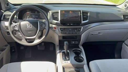 Used 2018 Honda Pilot EX image 11
