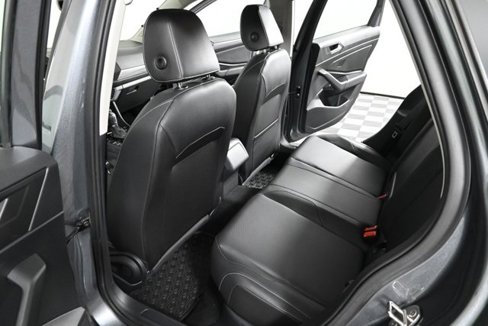 Certified 2019 Volkswagen Jetta SEL image 15