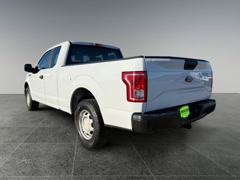 Used 2017 Ford F150 XL w/ Equipment Group 101A Mid image 4