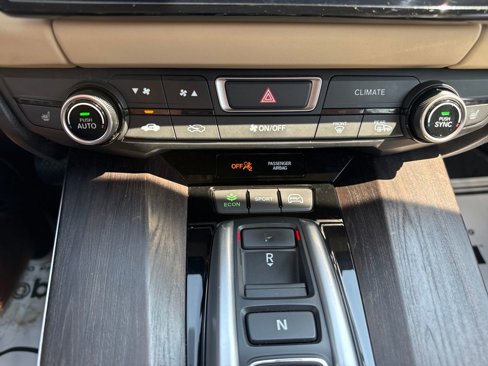 Used 2018 Honda Clarity Plug-In Hybrid image 19