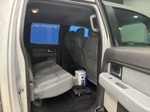 Used 2012 Ford F150 XLT w/ XLT Chrome Pkg image 13