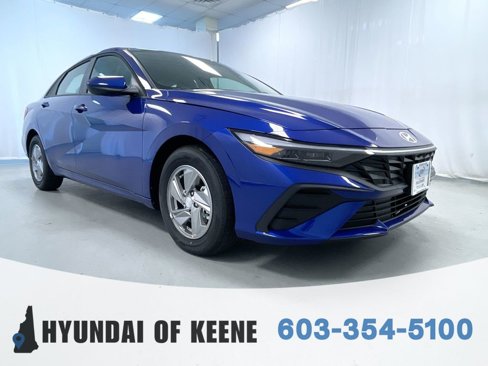 New 2025 Hyundai Elantra SE image 1