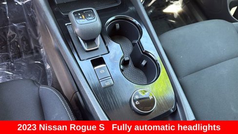 Certified 2023 Nissan Rogue S image 14