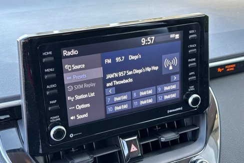 Used 2022 Toyota Corolla LE image 17