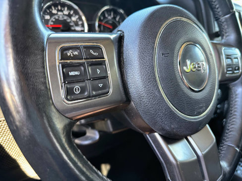 Used 2018 Jeep Wrangler Unlimited Sahara image 39