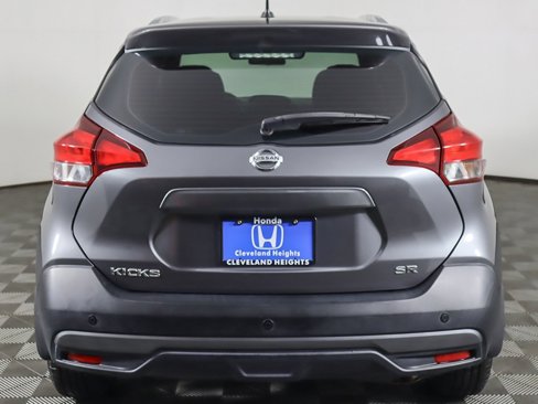 Used 2019 Nissan Kicks SR image 9