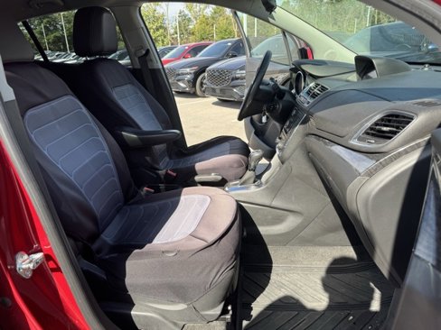 Used 2014 Buick Encore FWD image 24