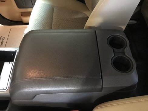 Used 2011 Ford F250 XLT w/ Chrome Pkg image 32
