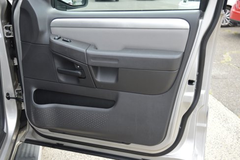 Used 2005 Mercury Mountaineer AWD image 34