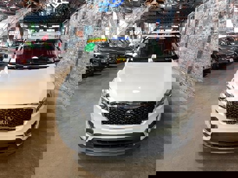 Used 2017 Kia Sorento LX image 7