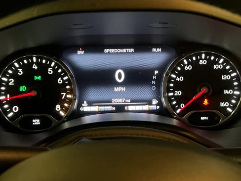 Certified 2021 Jeep Renegade Latitude w/ Sun & Sound Group image 24