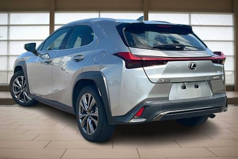 Used 2019 Lexus UX 200 image 13