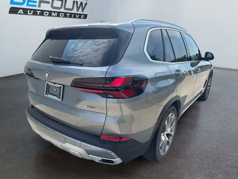 Used 2024 BMW X5 xDrive40i w/ Premium Package image 14