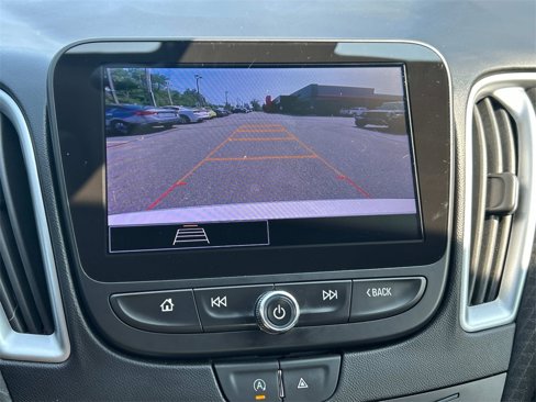 Used 2023 Chevrolet Malibu LT image 27